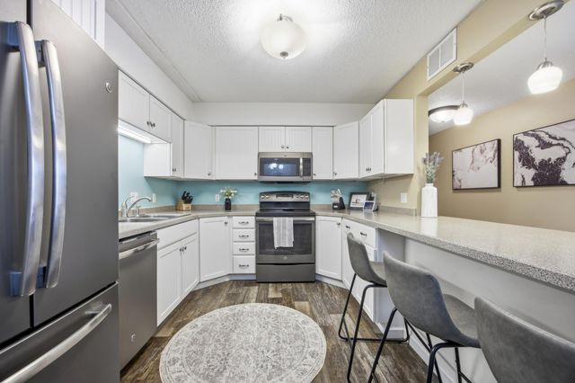 105 3rd Street N 208, Moorhead, MN 56560