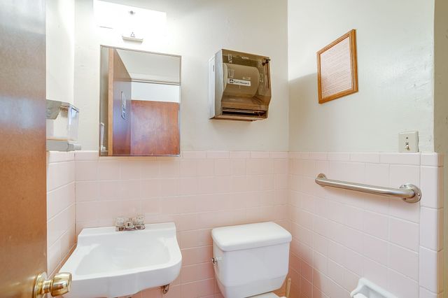 1201 Bessie Street, Fort Worth, TX 76104