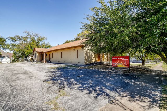 1201 Bessie Street, Fort Worth, TX 76104