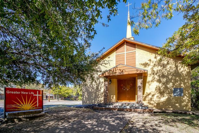 1201 Bessie Street, Fort Worth, TX 76104