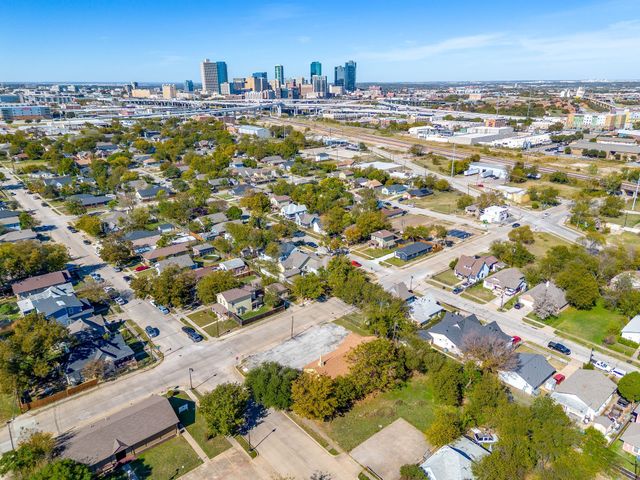 1201 Bessie Street, Fort Worth, TX 76104