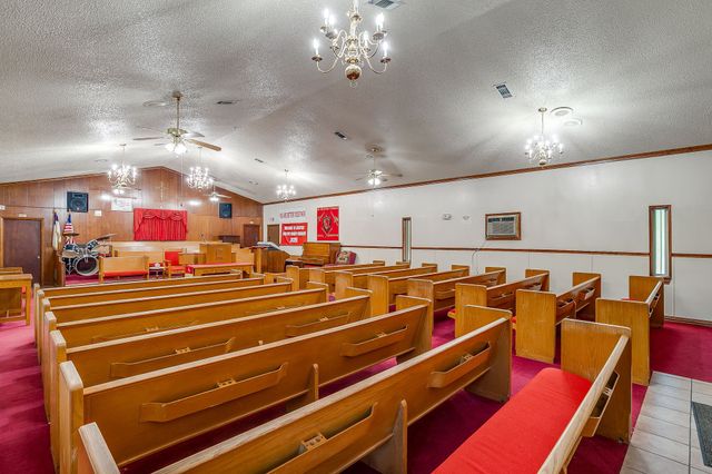 1201 Bessie Street, Fort Worth, TX 76104