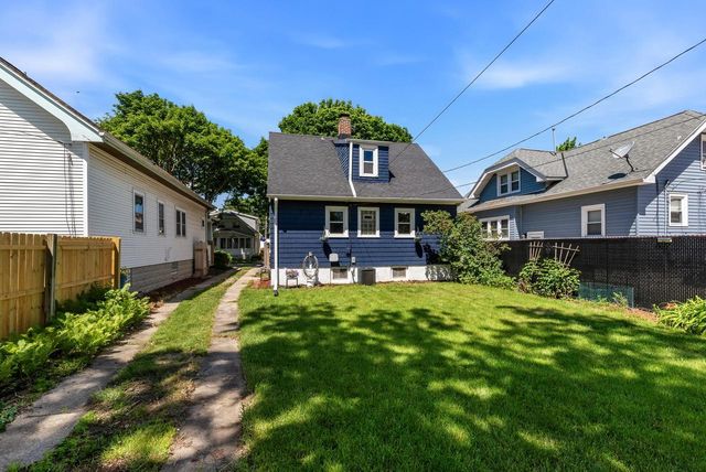 2034 S 83rd STREET, West Allis, WI 53219