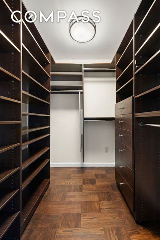 63 E 9th St Apt 10L, New York City, NY 10003