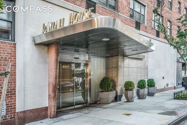 63 E 9th St Apt 10L, New York City, NY 10003