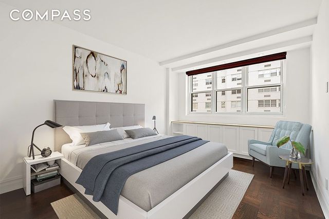 63 E 9th St Apt 10L, New York City, NY 10003