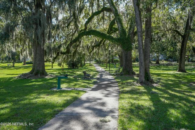 5125 ARAPAHOE Avenue, Jacksonville, FL 32210