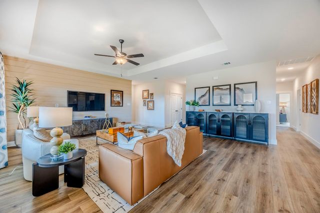 212 Saddletree Drive, Nevada, TX 75173