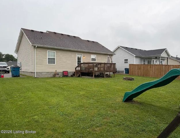 550 Tecumseh Dr, Shepherdsville, KY 40165