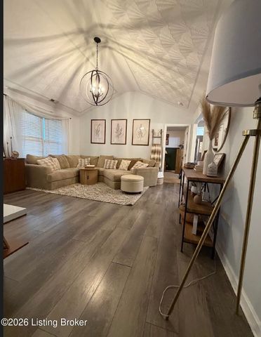 550 Tecumseh Dr, Shepherdsville, KY 40165