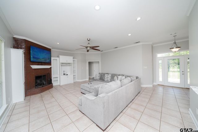 1083 County Road 2400, Mt Pleasant, TX 75455