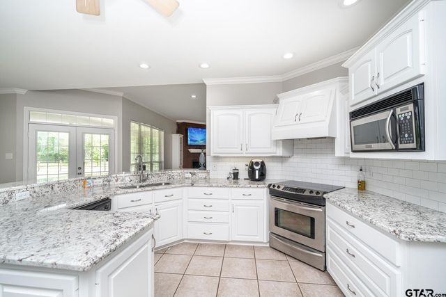 1083 County Road 2400, Mt Pleasant, TX 75455