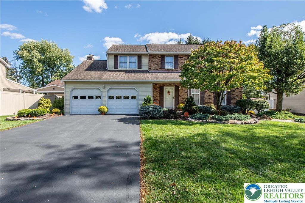 1133 Dylan Drive, South Whitehall Twp, PA 18104