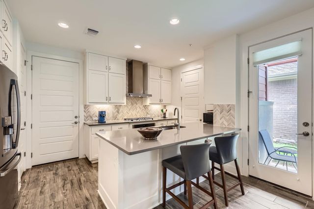 4400 E Vaughan ST E, Austin, TX 78723
