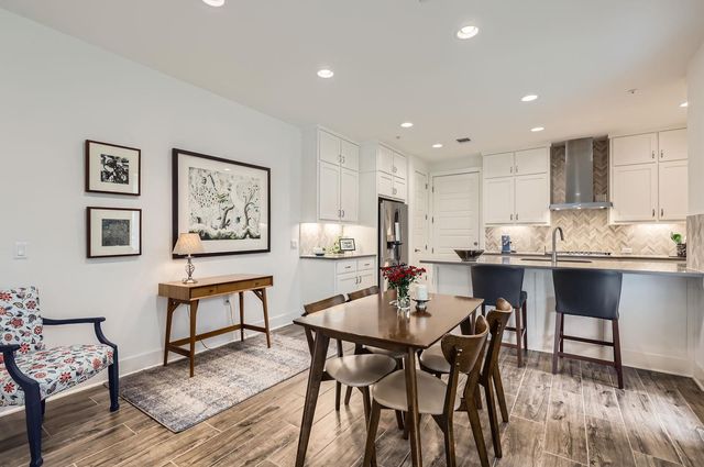 4400 E Vaughan ST E, Austin, TX 78723