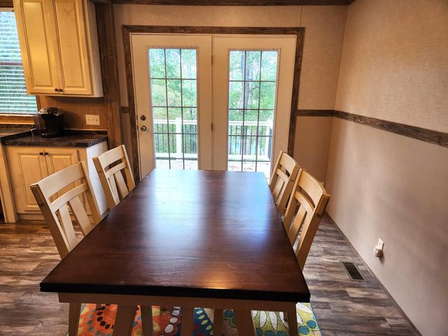 300 Whisperway RD, Moneta, VA 24121