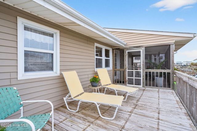 427 6th Street, Sunset Beach, NC 28468