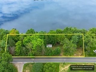 56 River Dr, Hadley, MA 01035