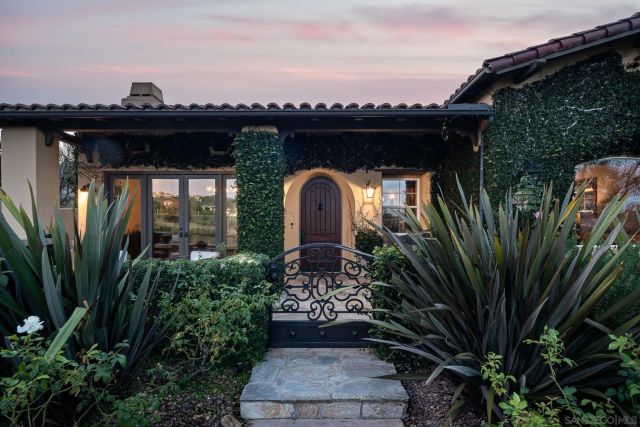 8341 Santaluz Village green E, San Diego, CA 92127