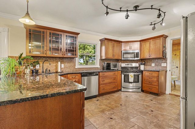 1804 W C Avenue, Kalamazoo, MI 49009