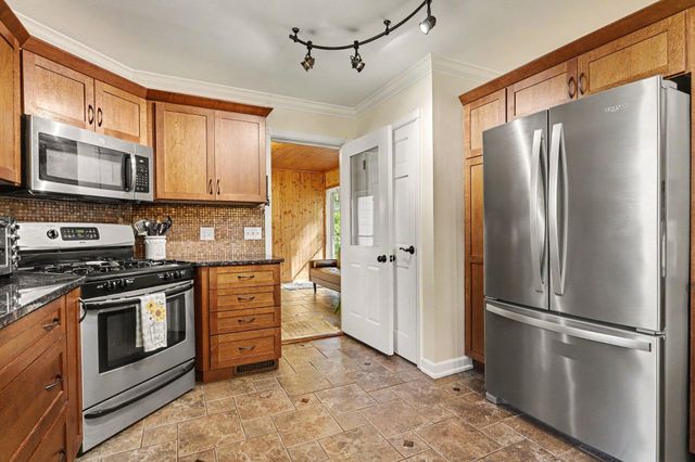 1804 W C Avenue, Kalamazoo, MI 49009