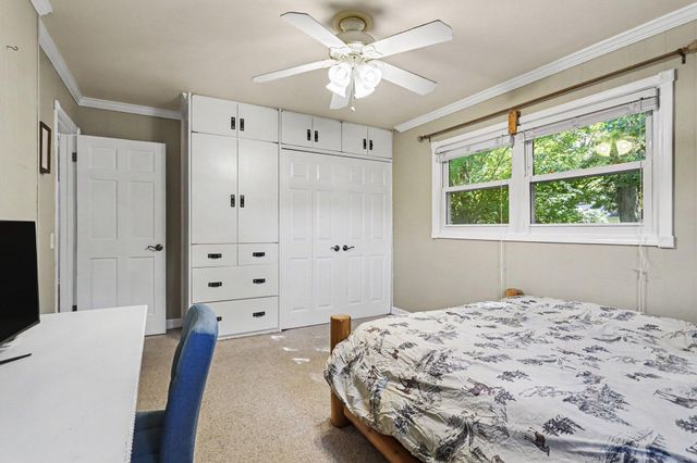 1804 W C Avenue, Kalamazoo, MI 49009
