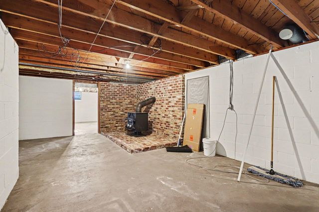 1804 W C Avenue, Kalamazoo, MI 49009