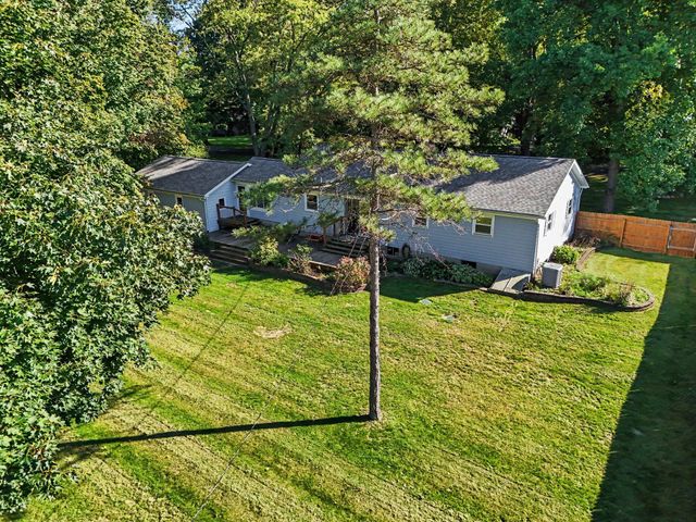 1804 W C Avenue, Kalamazoo, MI 49009