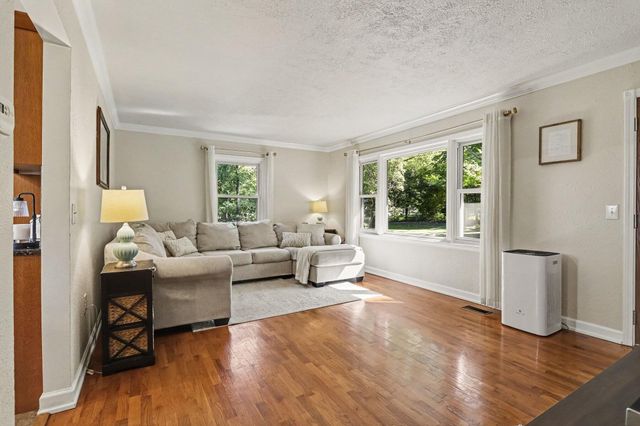 1804 W C Avenue, Kalamazoo, MI 49009