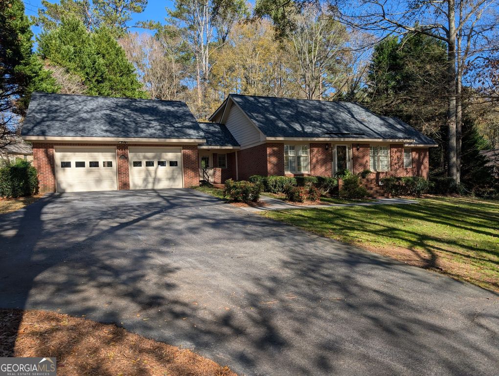 505 Breedlove Drive, Monroe, GA 30655