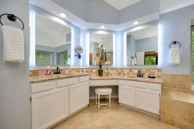 8555 Shadybrooke Court, North Richland Hills, TX 76182