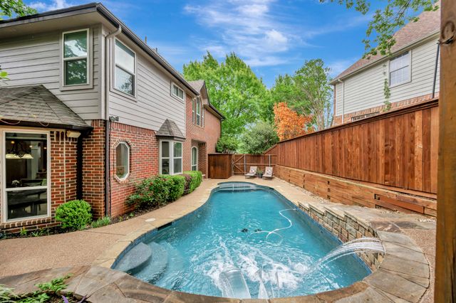 8555 Shadybrooke Court, North Richland Hills, TX 76182