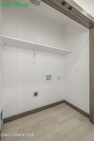 7827 N Mocha Lp, Coeur D'alene, ID 83815