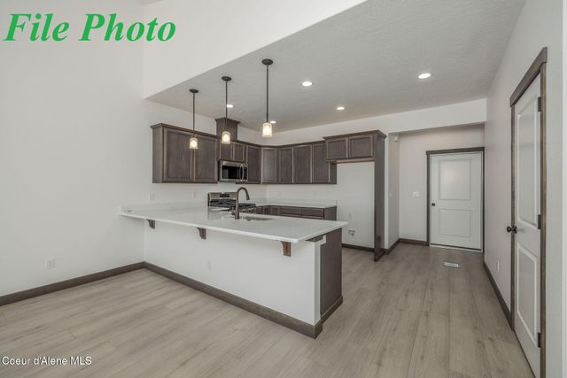 7827 N Mocha Lp, Coeur D'alene, ID 83815