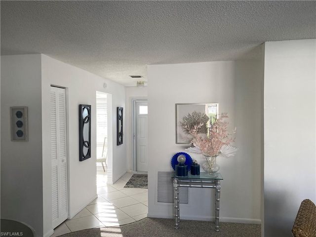 265 Palm DR 265-2, Naples, FL 34112