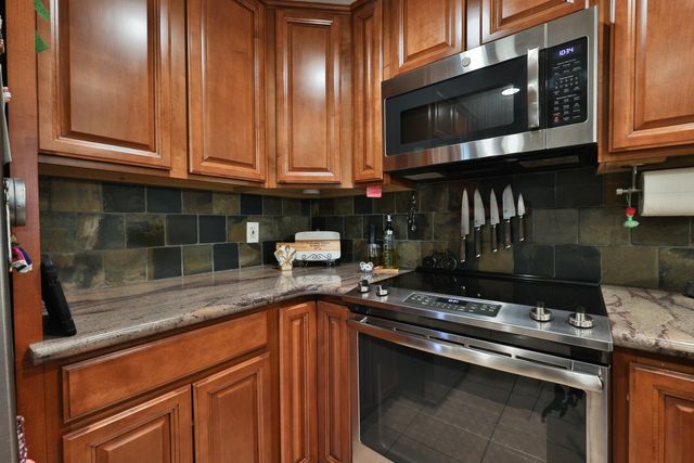 2280 Hurley Way #3, Sacramento, CA 95825