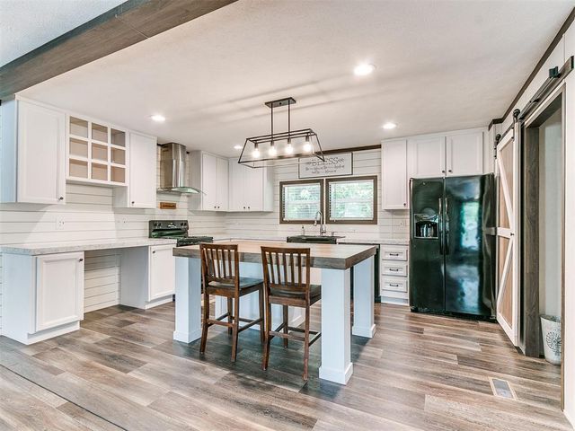31170 Palimino Drive, Tecumseh, OK 74873