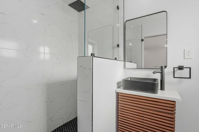 515 S South Concepcion Street, El Paso, TX 79905