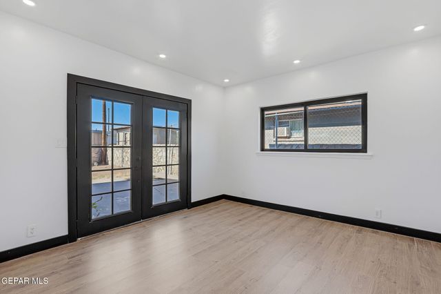 515 S South Concepcion Street, El Paso, TX 79905