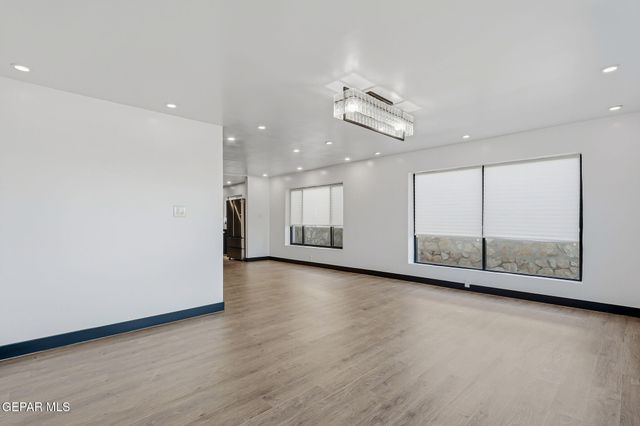 515 S South Concepcion Street, El Paso, TX 79905