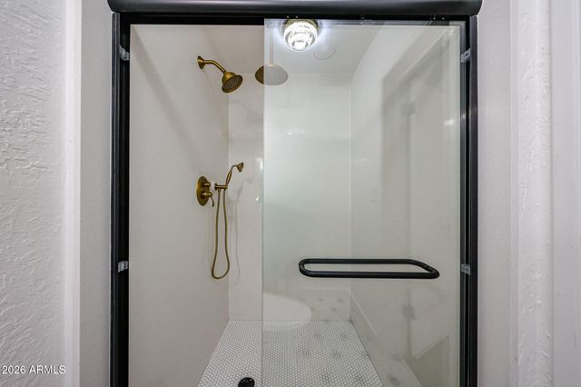 2816 N 33RD Place, Phoenix, AZ 85008