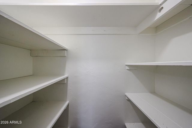 2816 N 33RD Place, Phoenix, AZ 85008