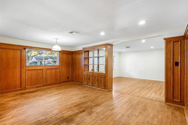 9623 Vilven Lane, Houston, TX 77080