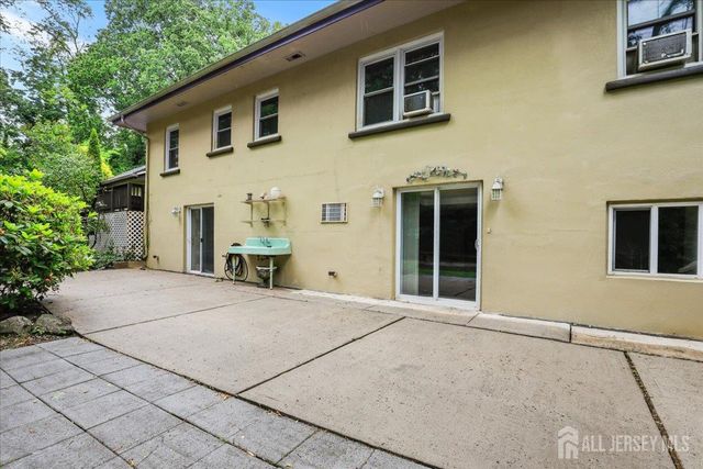 4 Orchard Avenue, Bordentown Twp, NJ 08505