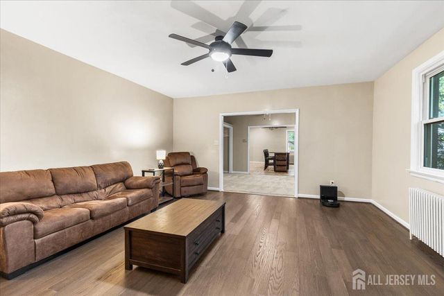 4 Orchard Avenue, Bordentown Twp, NJ 08505
