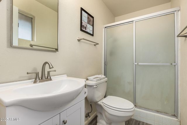 1551 E FLORIAN Circle, Mesa, AZ 85204