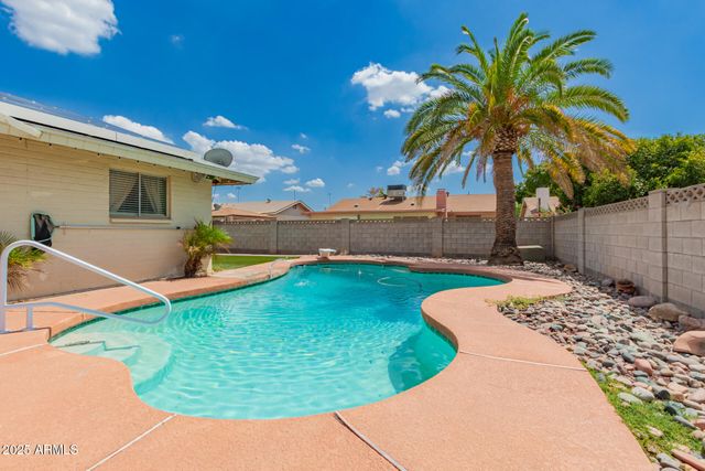 1551 E FLORIAN Circle, Mesa, AZ 85204