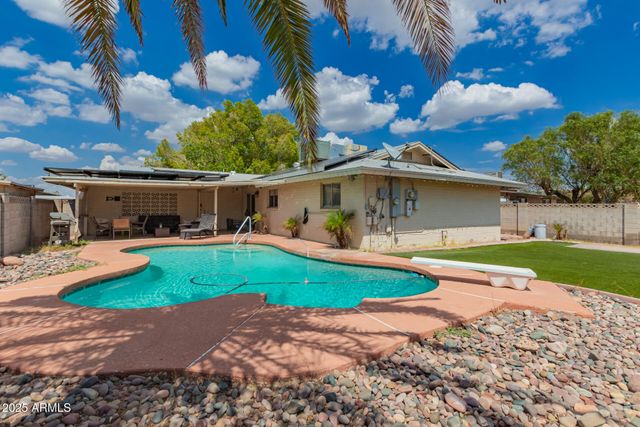 1551 E FLORIAN Circle, Mesa, AZ 85204