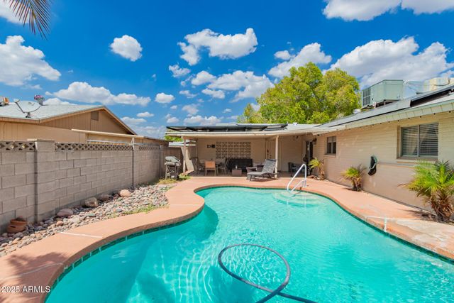 1551 E FLORIAN Circle, Mesa, AZ 85204