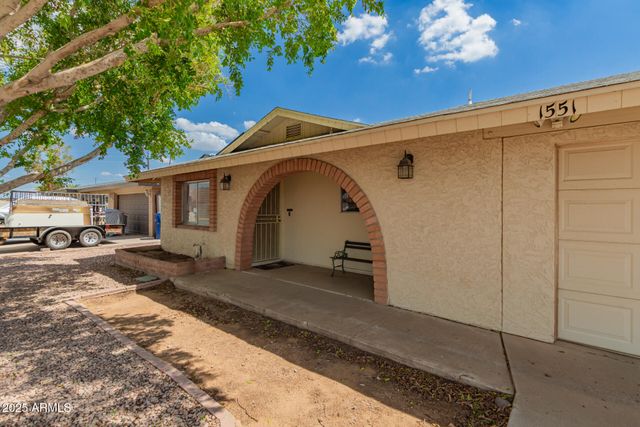 1551 E FLORIAN Circle, Mesa, AZ 85204